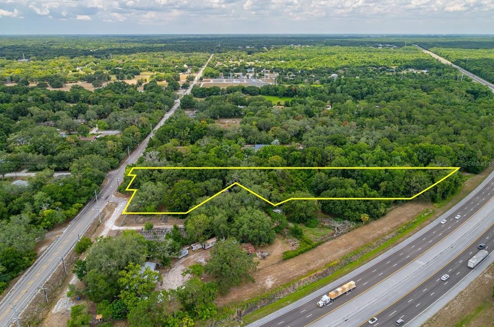 16637 Livingston Ave, Lutz FL  33559-5767 exterior