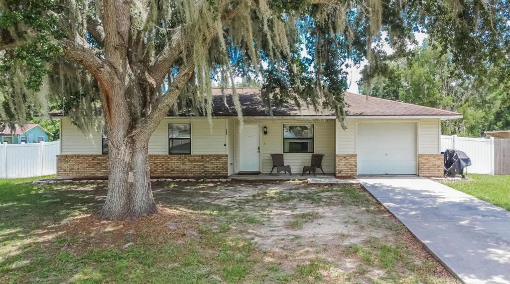 126 Albert St Ne, Bartow, FL 33841