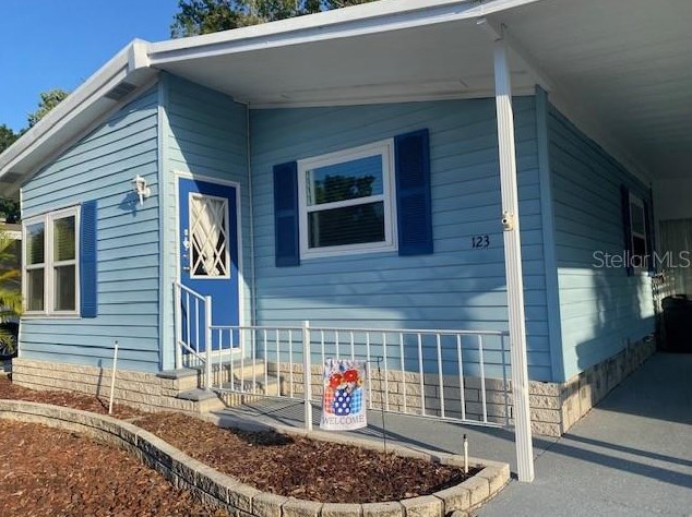1001 Starkey Rd #123, Largo, FL 33771