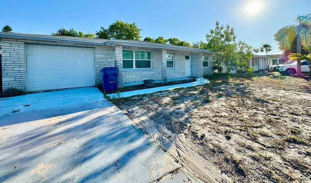 3407 Truman Dr, Tarpon Springs, FL 34691