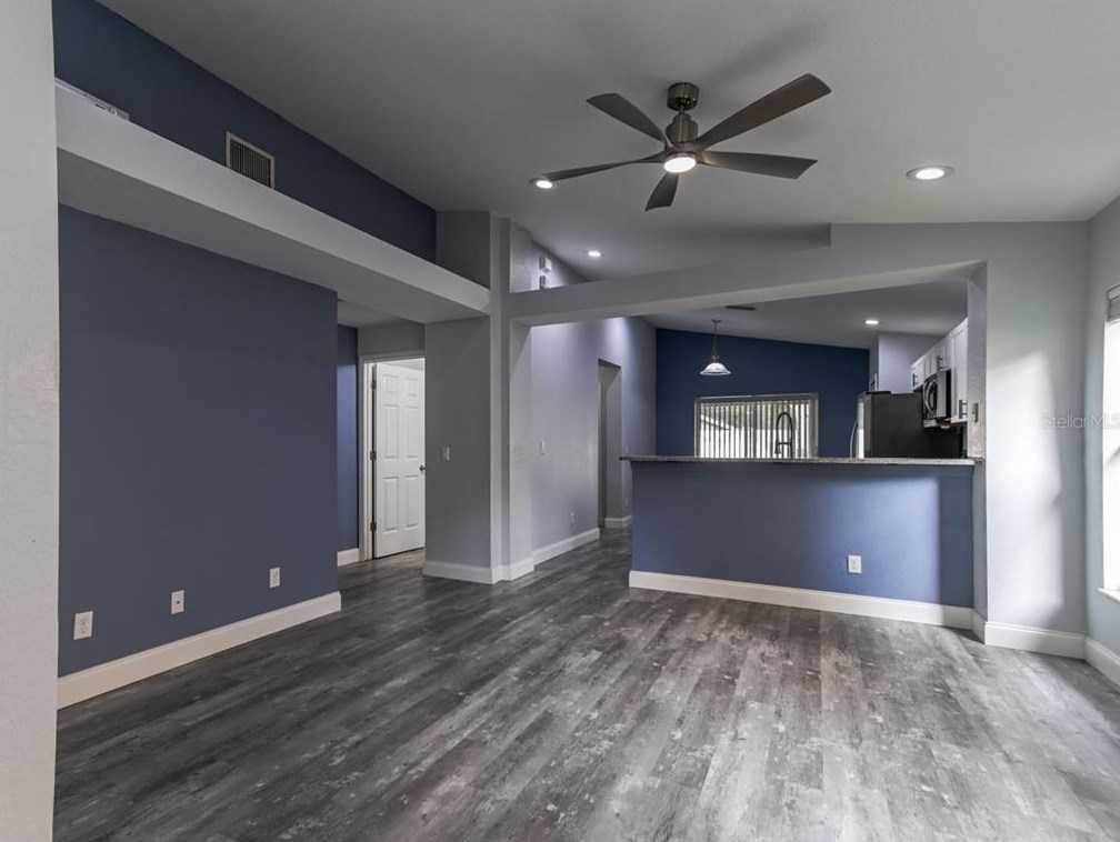 11631 Crest Creek Dr, Riverview, FL 33569-2050