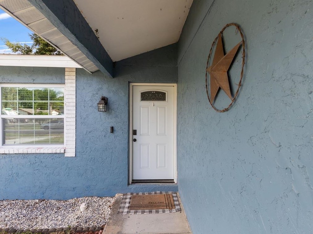 2382 Knoll Ave S, Palm Harbor, FL 34683