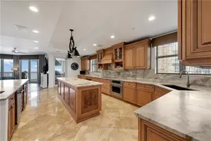 16300 Gulf Blvd, Redington Beach, FL 33708 - Photo 12