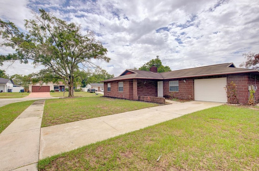 1401 Shadow Creek Pl, Brandon, FL 33510