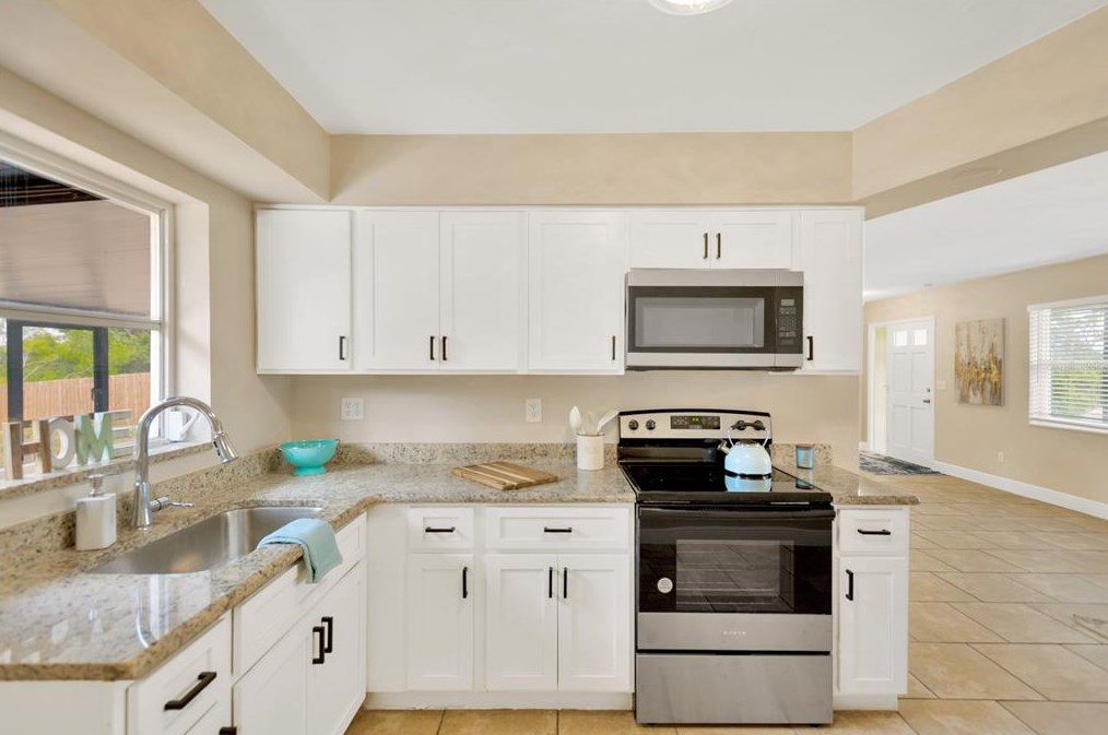 7047 Spring Hill Dr, Brooksville, FL 34606