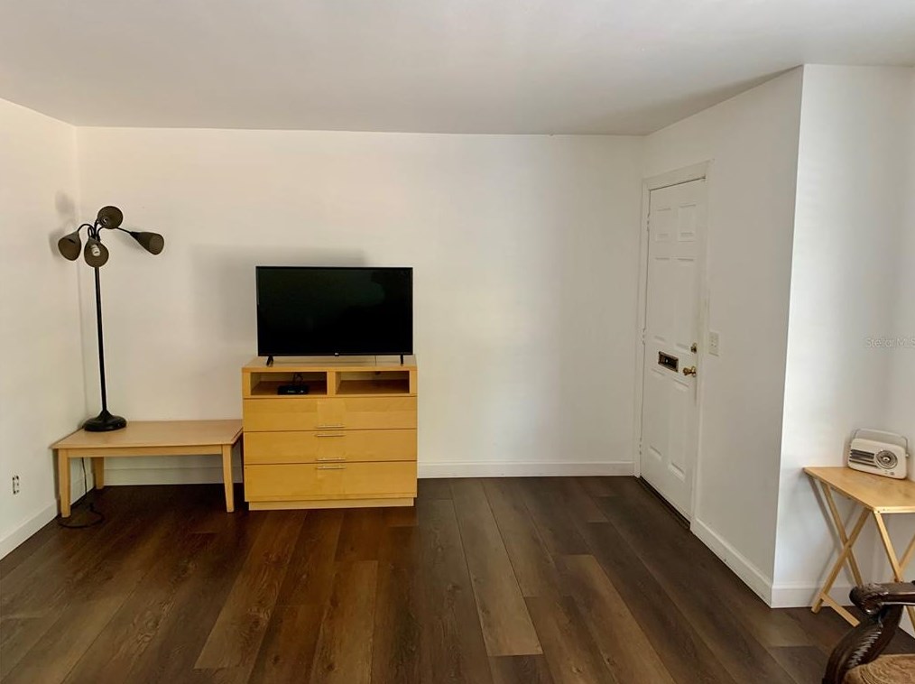 8760 Dr Martin Luther King Jr Street N #8760, Saint Petersburg, FL 33702