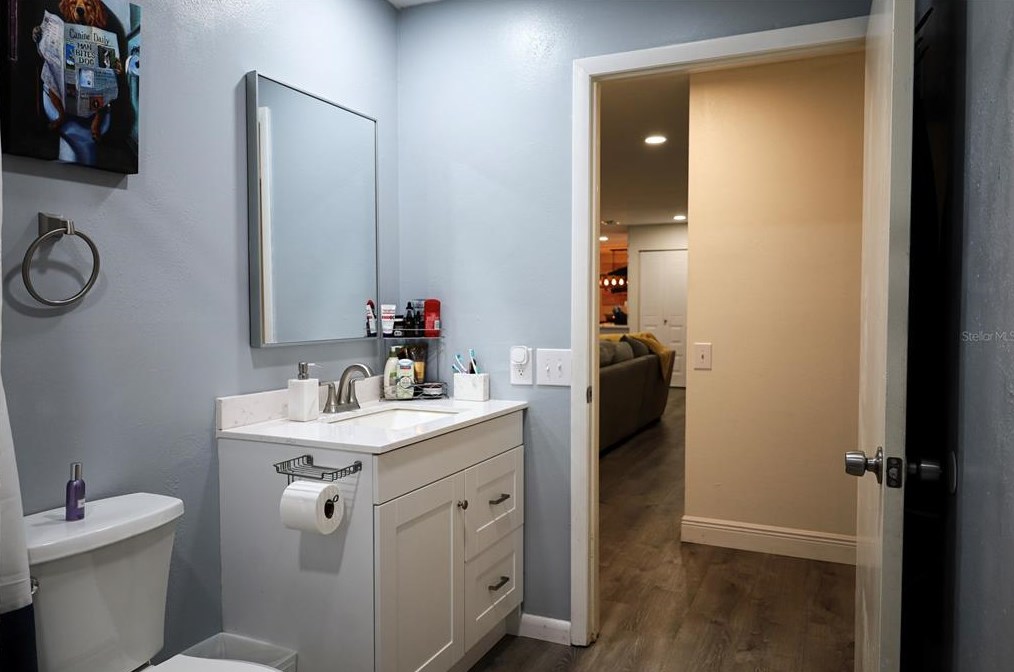5929 72 St, Saint Petersburg FL  33710-4660 exterior