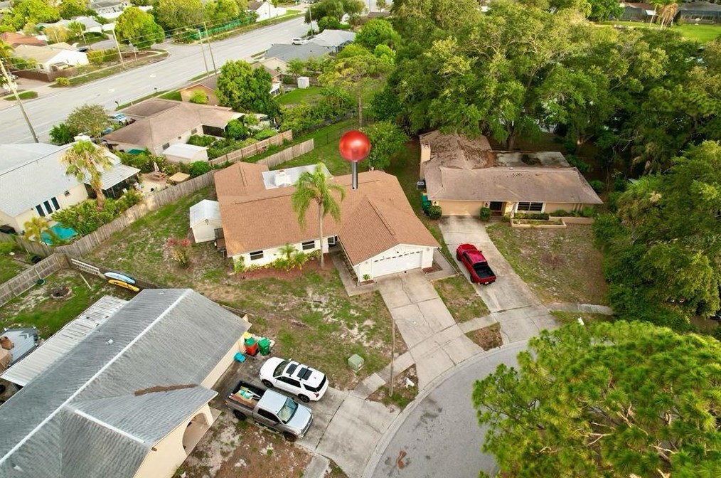 5929 72 St, Saint Petersburg FL  33710-4660 exterior