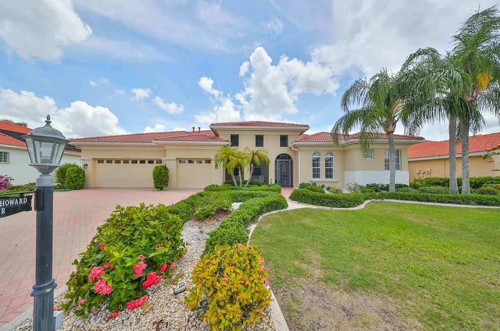 1212 Knights Gate Ct, Ruskin, FL 33573