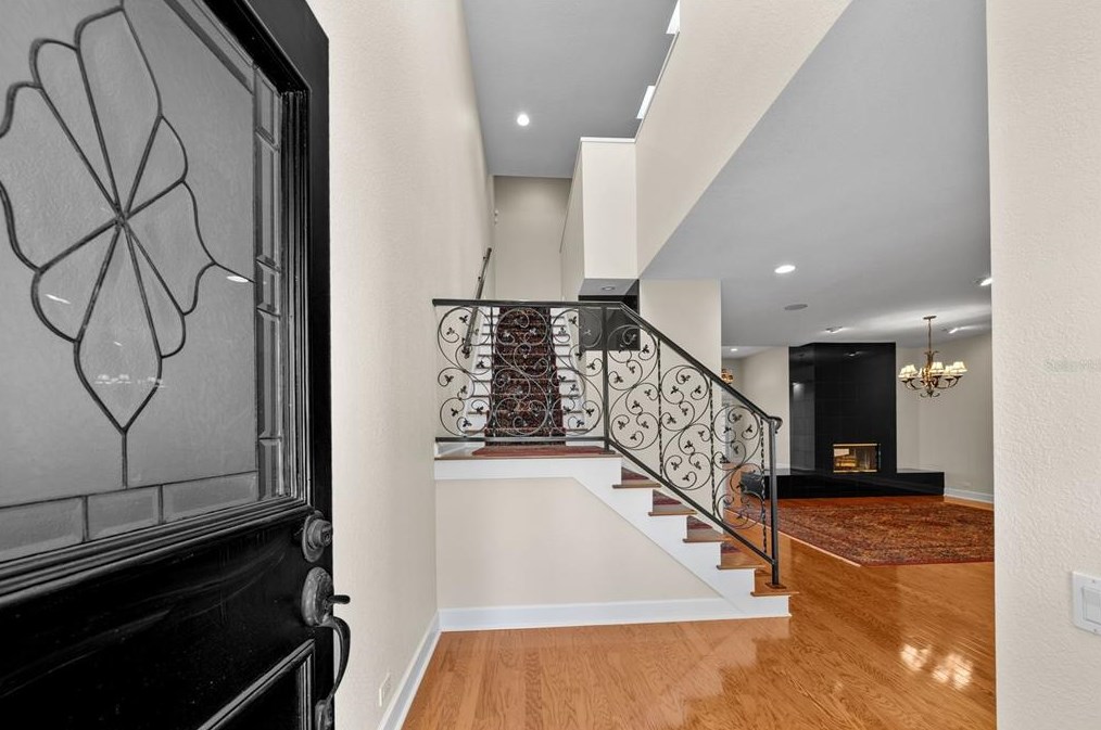 4957 Bayshore Blvd, Tampa FL  33611-3851 exterior