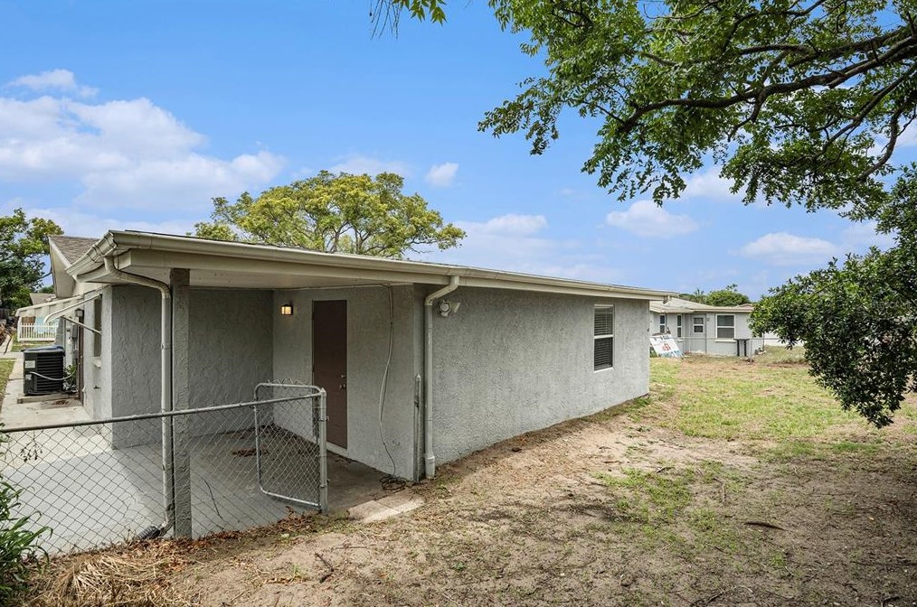 6116 11th Ave, New Port Richey FL  34653-5220 exterior