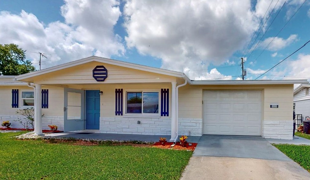 5020 Manor Dr, New Port Richey, FL 34652