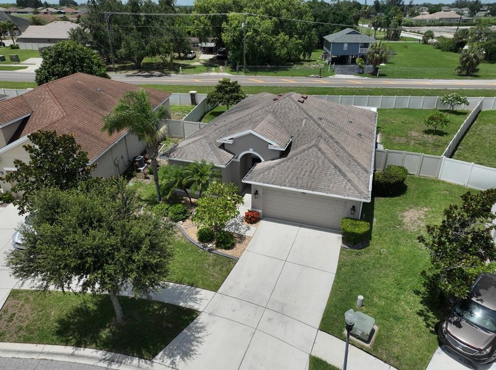 915 Fern Leaf Dr, Ruskin, FL 33570