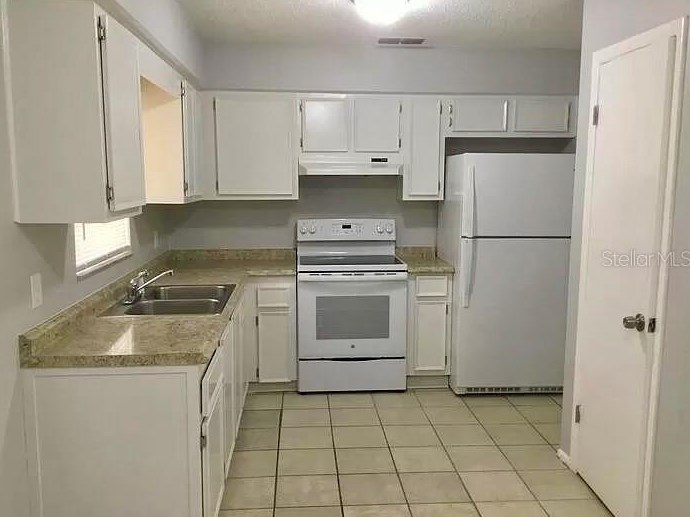27167 Thorncrest Ave, Brooksville, FL 34602