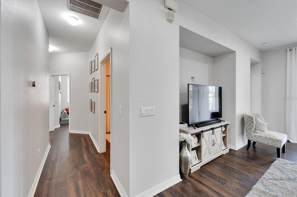 11045 Holly Cone Dr, Riverview FL  33569-2013 exterior