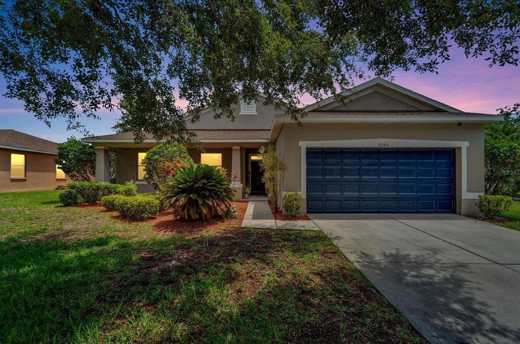 11045 Holly Cone Dr, Riverview FL  33569-2013 exterior