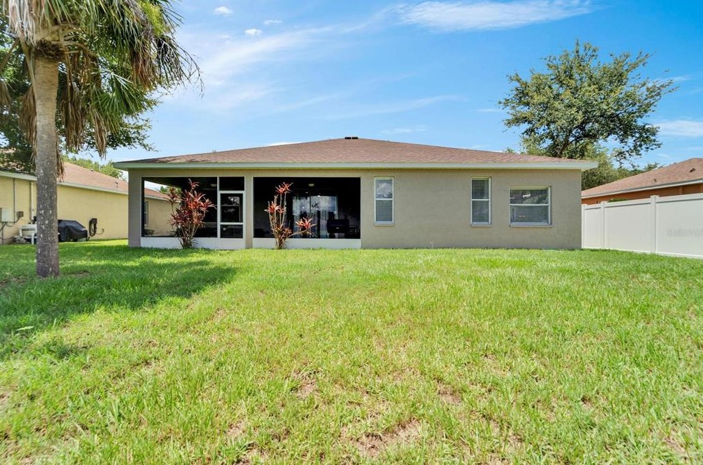 11045 Holly Cone Dr, Riverview FL  33569-2013 exterior