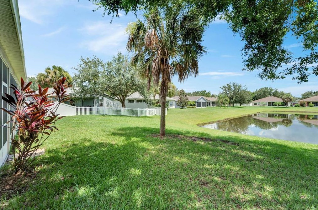 11045 Holly Cone Dr, Riverview FL  33569-2013 exterior