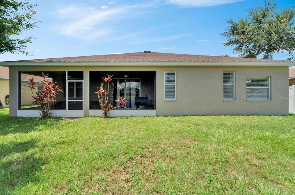 11045 Holly Cone Dr, Riverview FL  33569-2013 exterior