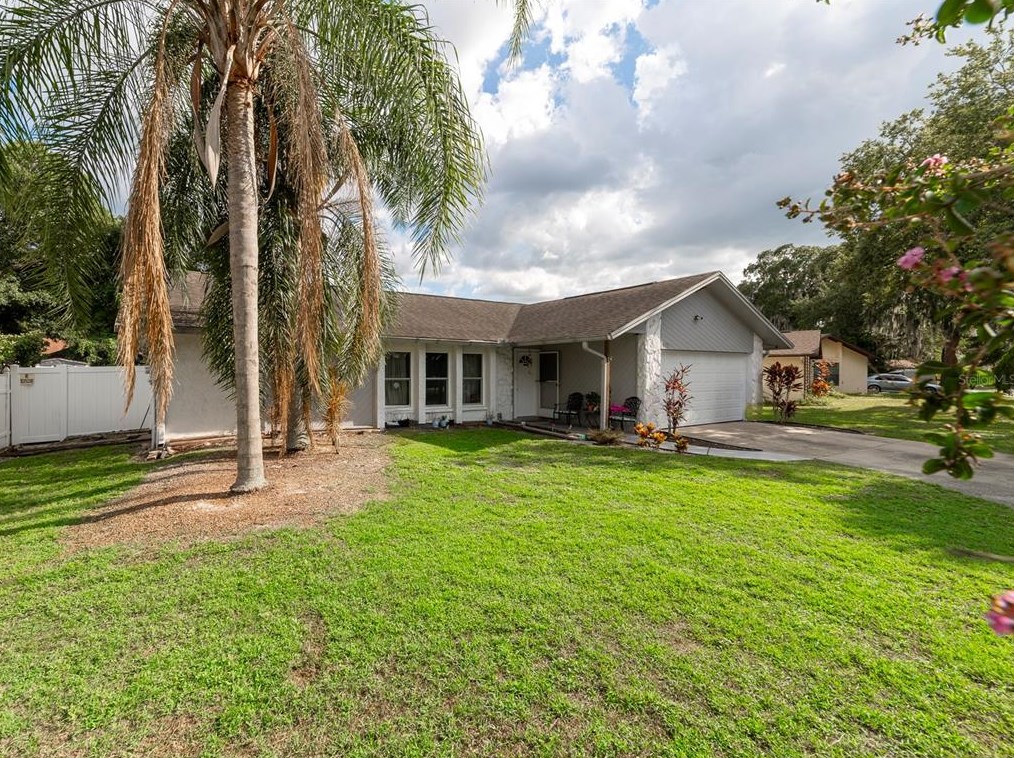 1715 Dove Field Pl, Brandon, FL 33510