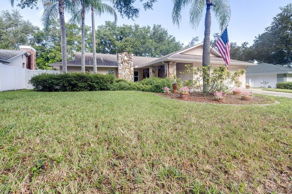 2630 Winding Way, Palm Harbor, FL 34683