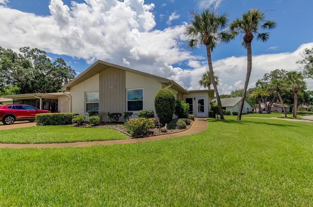 3283 Hilary Cir #2c, Palm Harbor, FL 34684