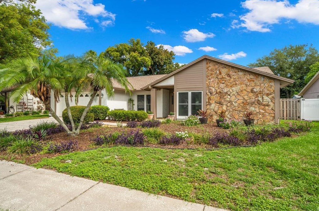 4032 Paddlewheel Dr, Brandon, FL 33511