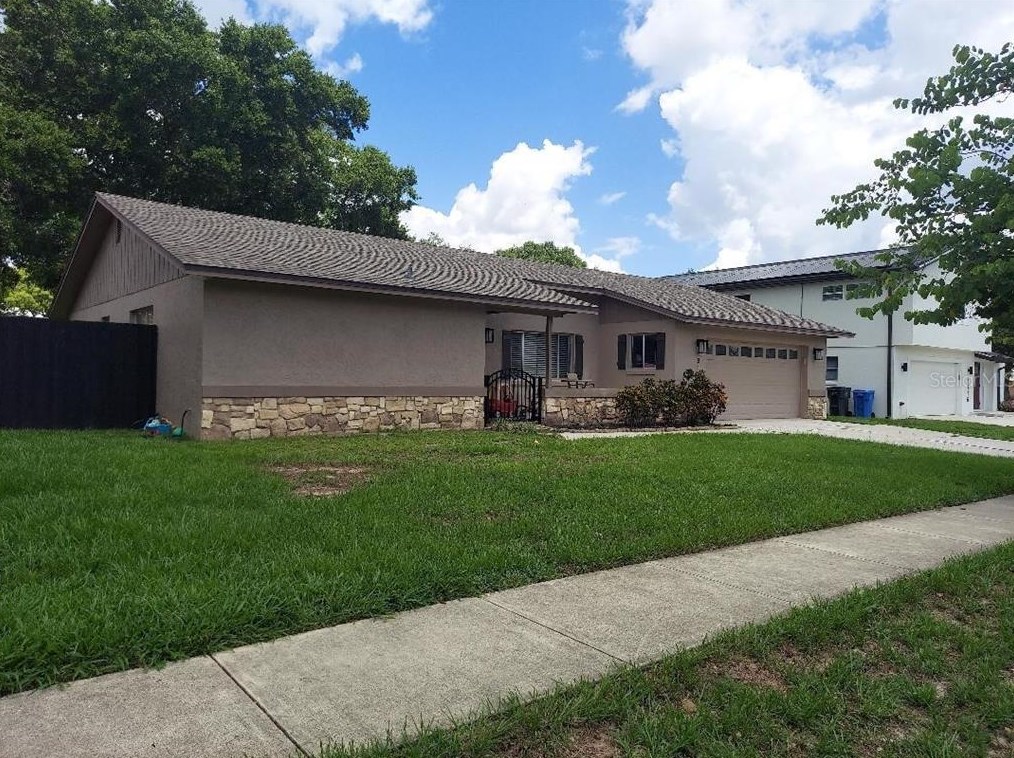 3114 Buttercup St, Seffner, FL 33584