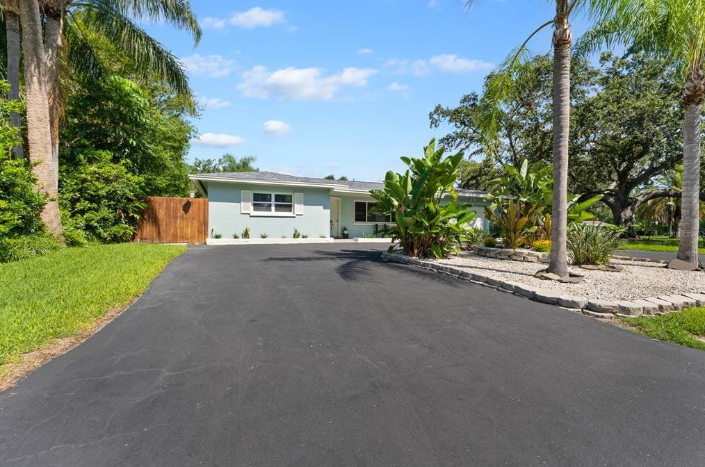 1420 Bass Blvd, Dunedin, FL 34698