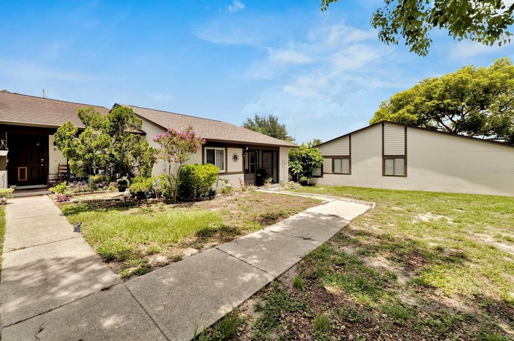 2120 Corbin Pl #f, Palm Harbor, FL 34683