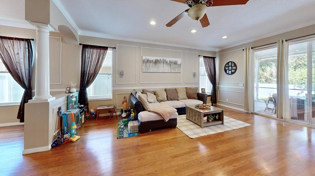 9816 Laurel Ledge Dr, Riverview FL  33569-5596 exterior