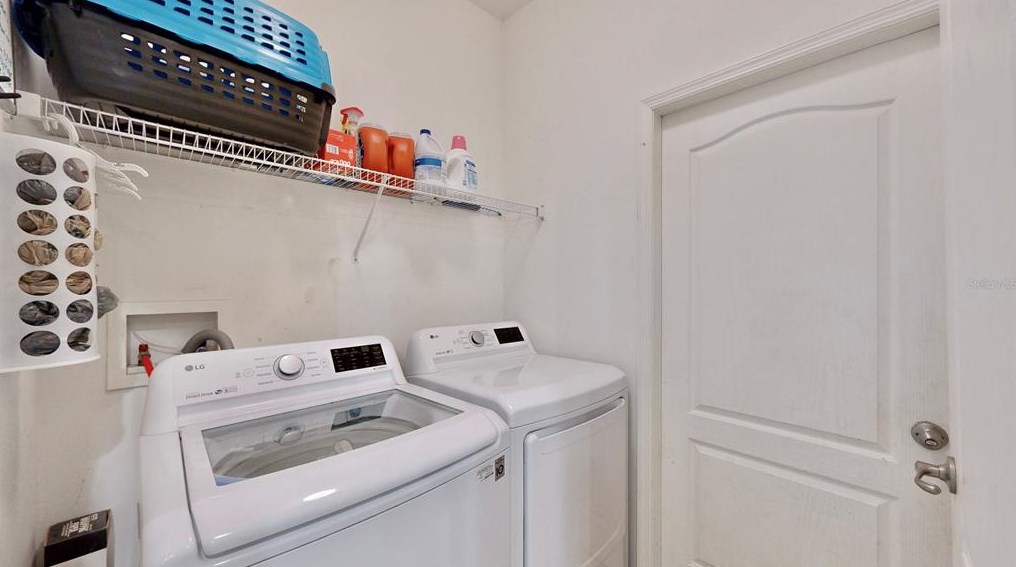 9816 Laurel Ledge Dr, Riverview FL  33569-5596 exterior