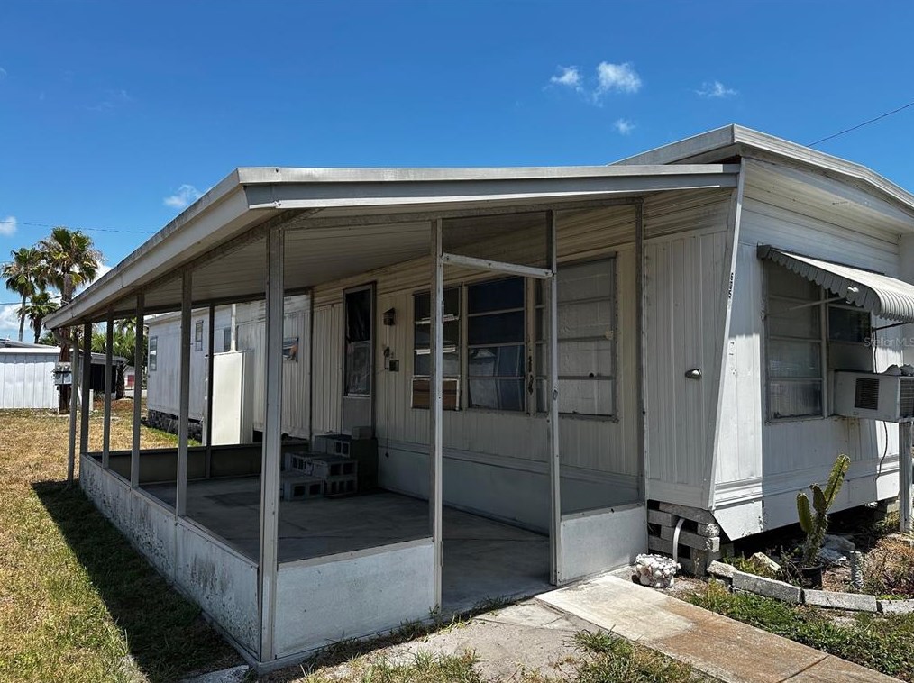 6580 Seminole Blvd #605, Largo, FL 33772