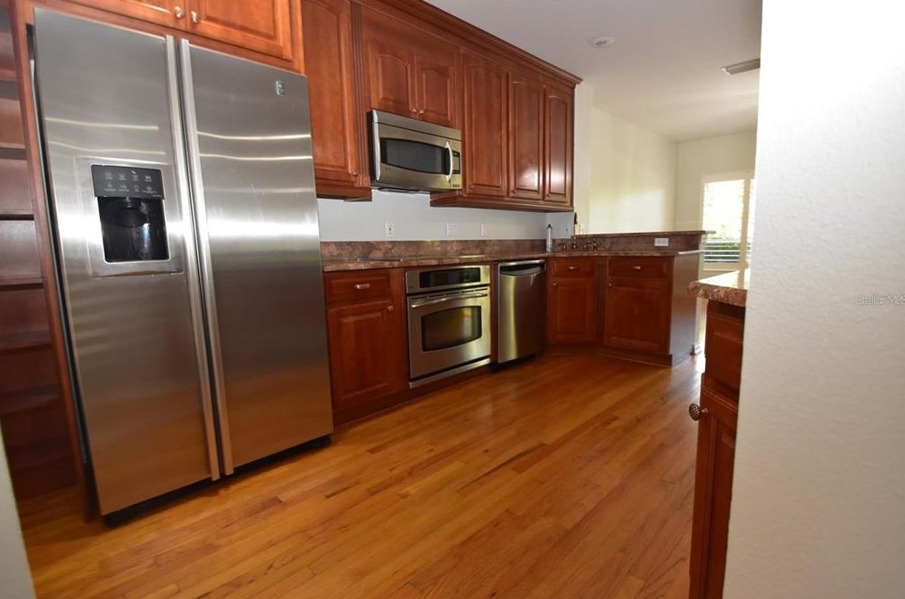 1195 Shipwatch Cir, Tampa, FL 33602