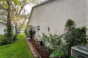 35226 Janine Dr, Zephyrhills, FL 33541 - Photo 32