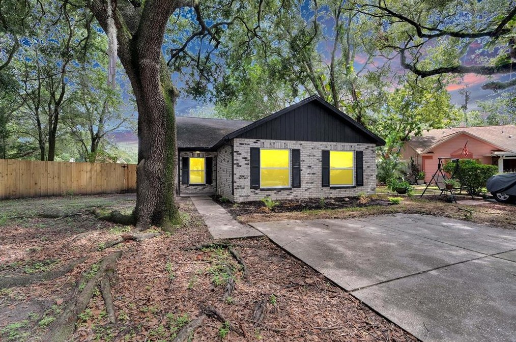 4601 Summer Wind Ct, Plant City, FL 33566