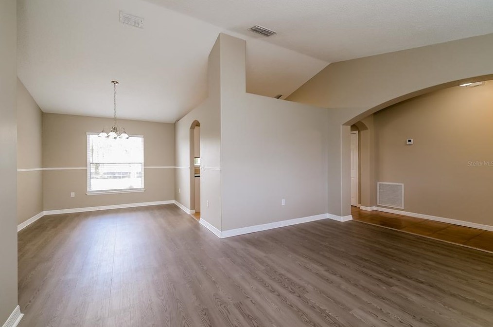 855 Grantham Dr, Kissimmee, FL 34758