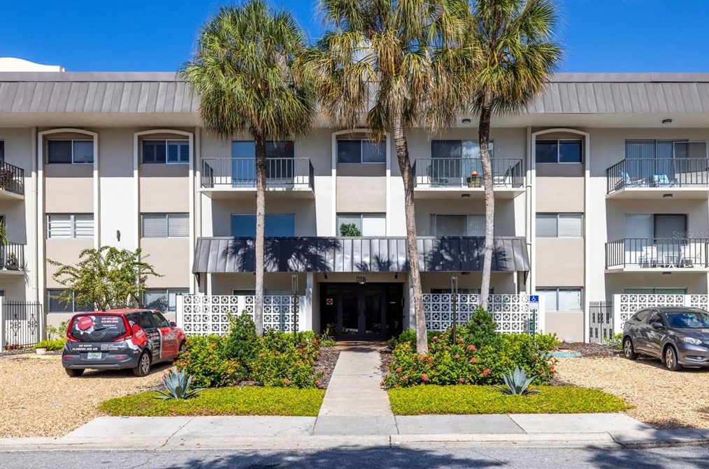 4607 W Fig St #105, Tampa, FL 33609