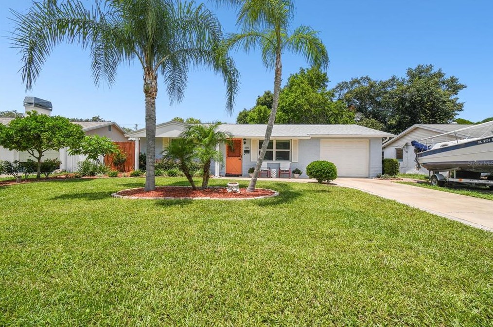 5243 Ironwood Ln, New Port Richey, FL 34653