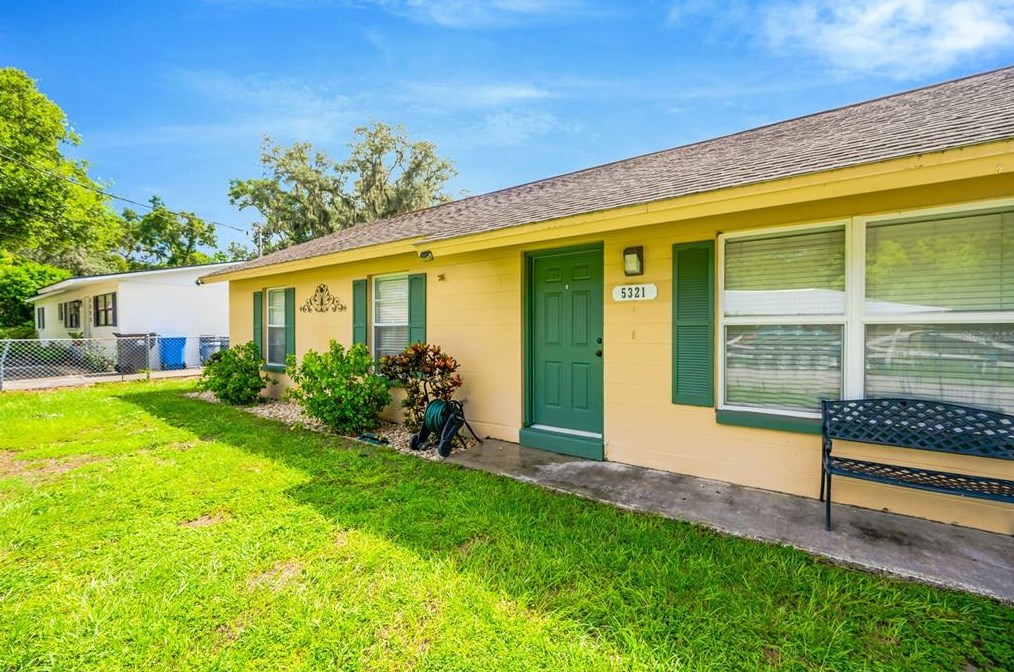 5321 Peach Ave, Seffner, FL 33584