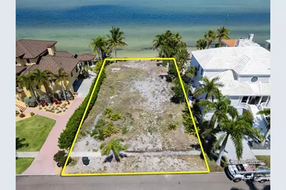 1013 Symphony Isles Boulevard, Apollo Beach, FL 33572 - Photo 2