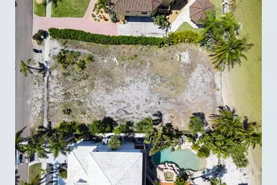 1013 Symphony Isles Boulevard, Apollo Beach, FL 33572 - Photo 12