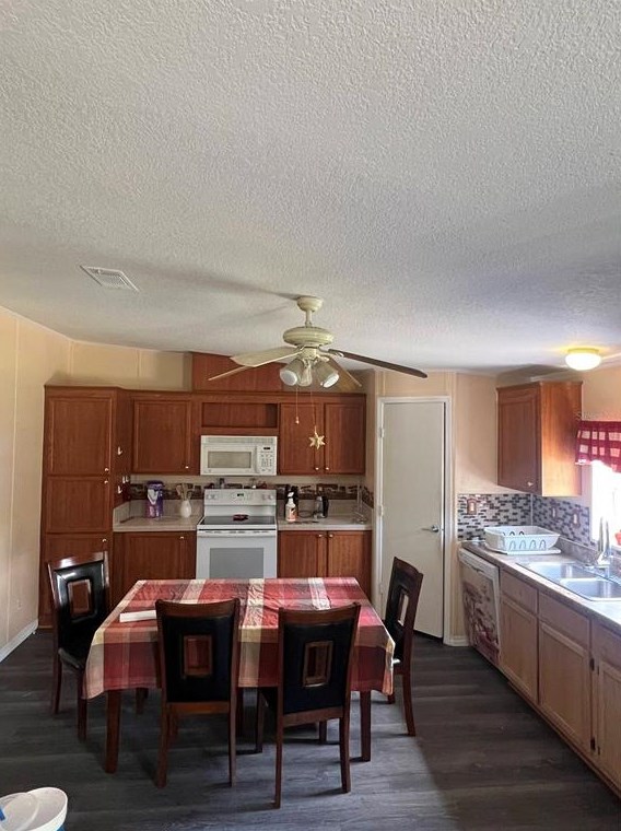 17528 Bathurst Ave, Brooksville, FL 34610