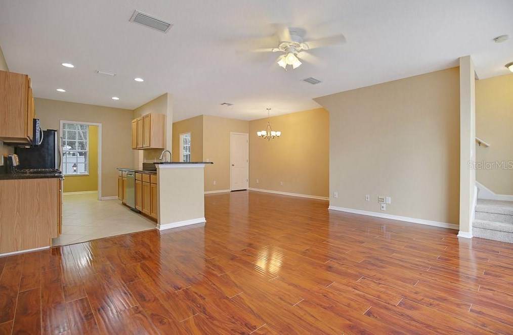 17040 Dorman Rd, Lithia FL  33547-1718 exterior