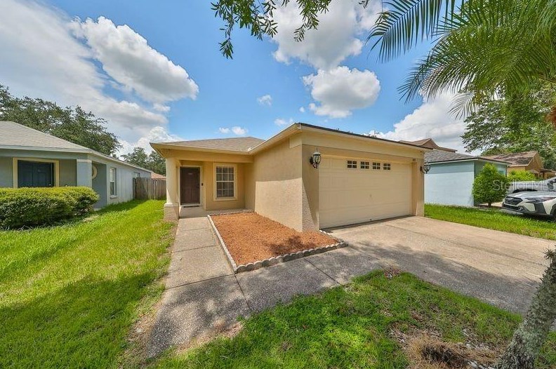409 Sable Pointe Ave, Seffner, FL 33584