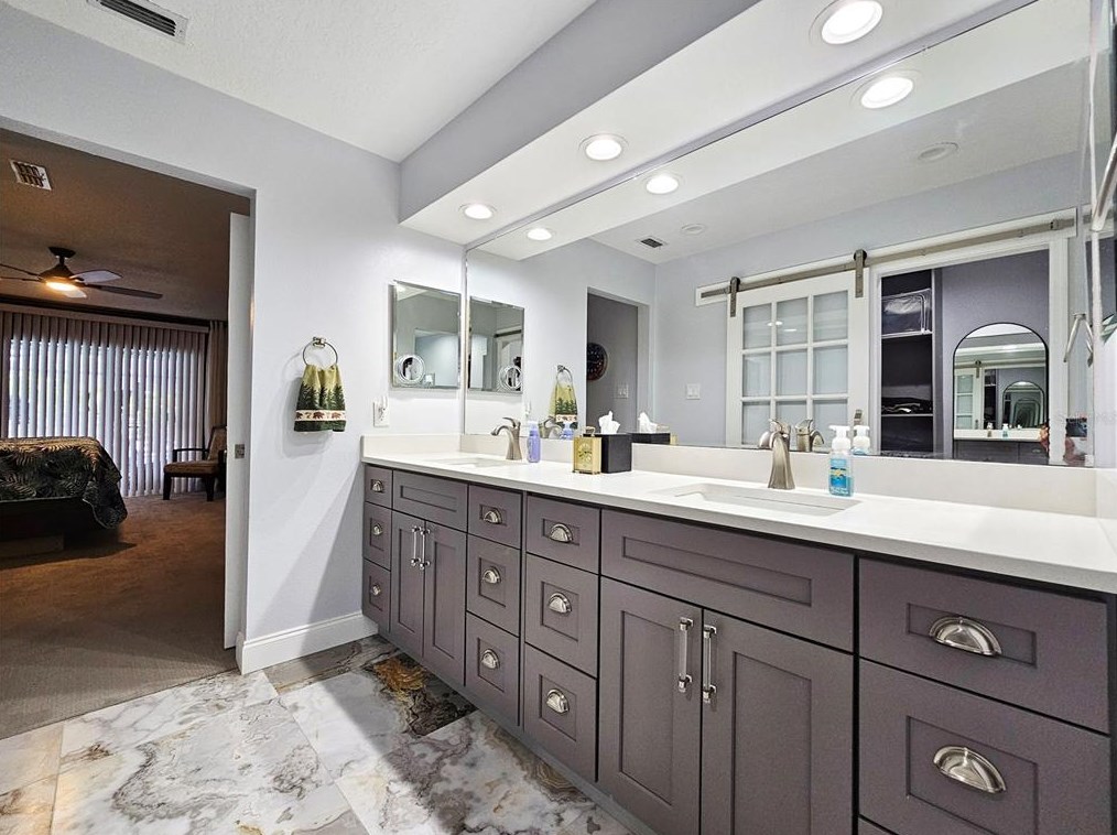 4469 Worthington Cir, Palm Harbor FL  34685-1160 exterior