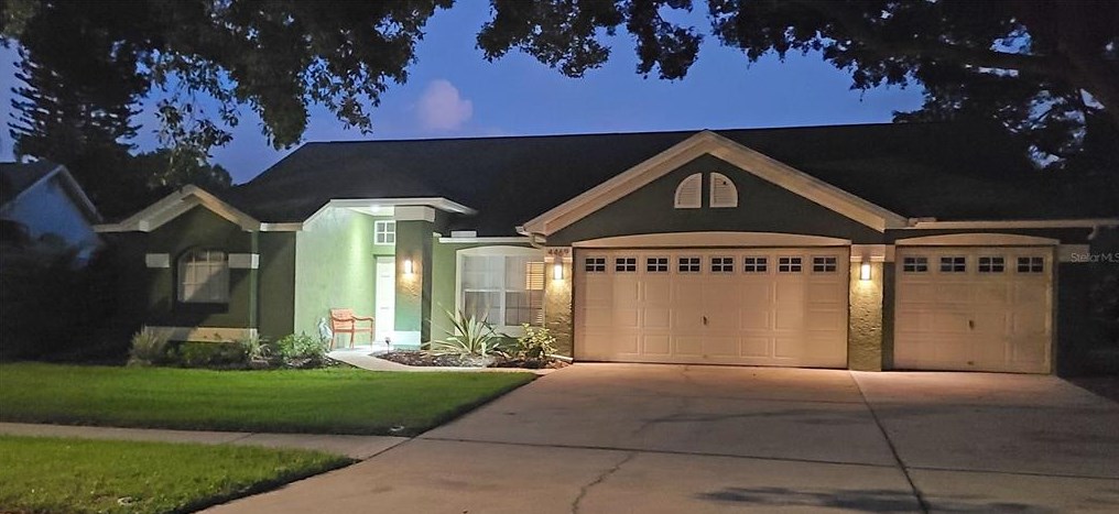 4469 Worthington Cir, Palm Harbor FL  34685-1160 exterior
