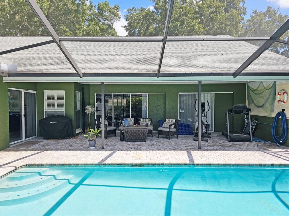 4469 Worthington Cir, Palm Harbor FL  34685-1160 exterior