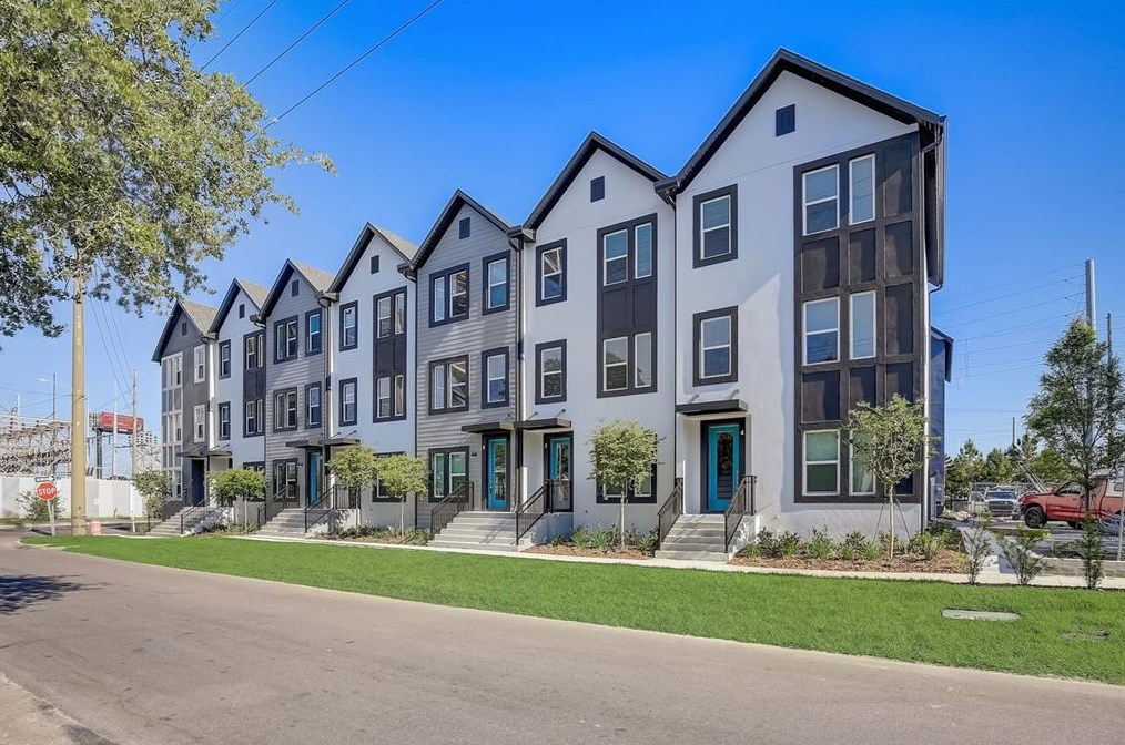 3421 W Arch St #13, Tampa, FL 33607