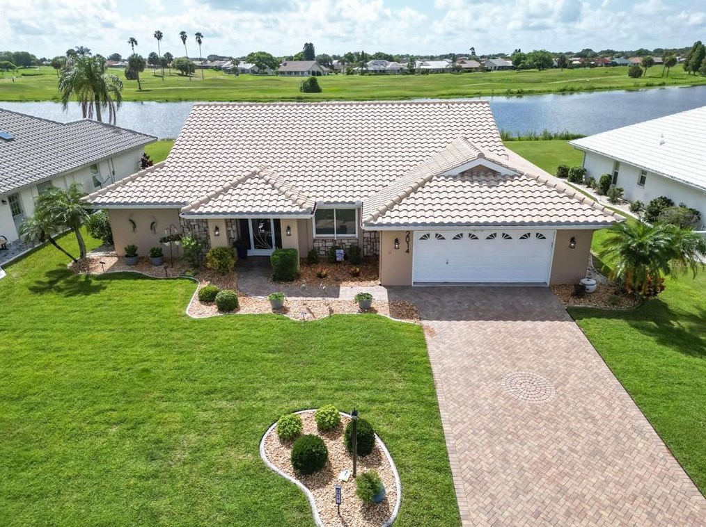 2014 New Bedford Dr, Ruskin, FL 33573